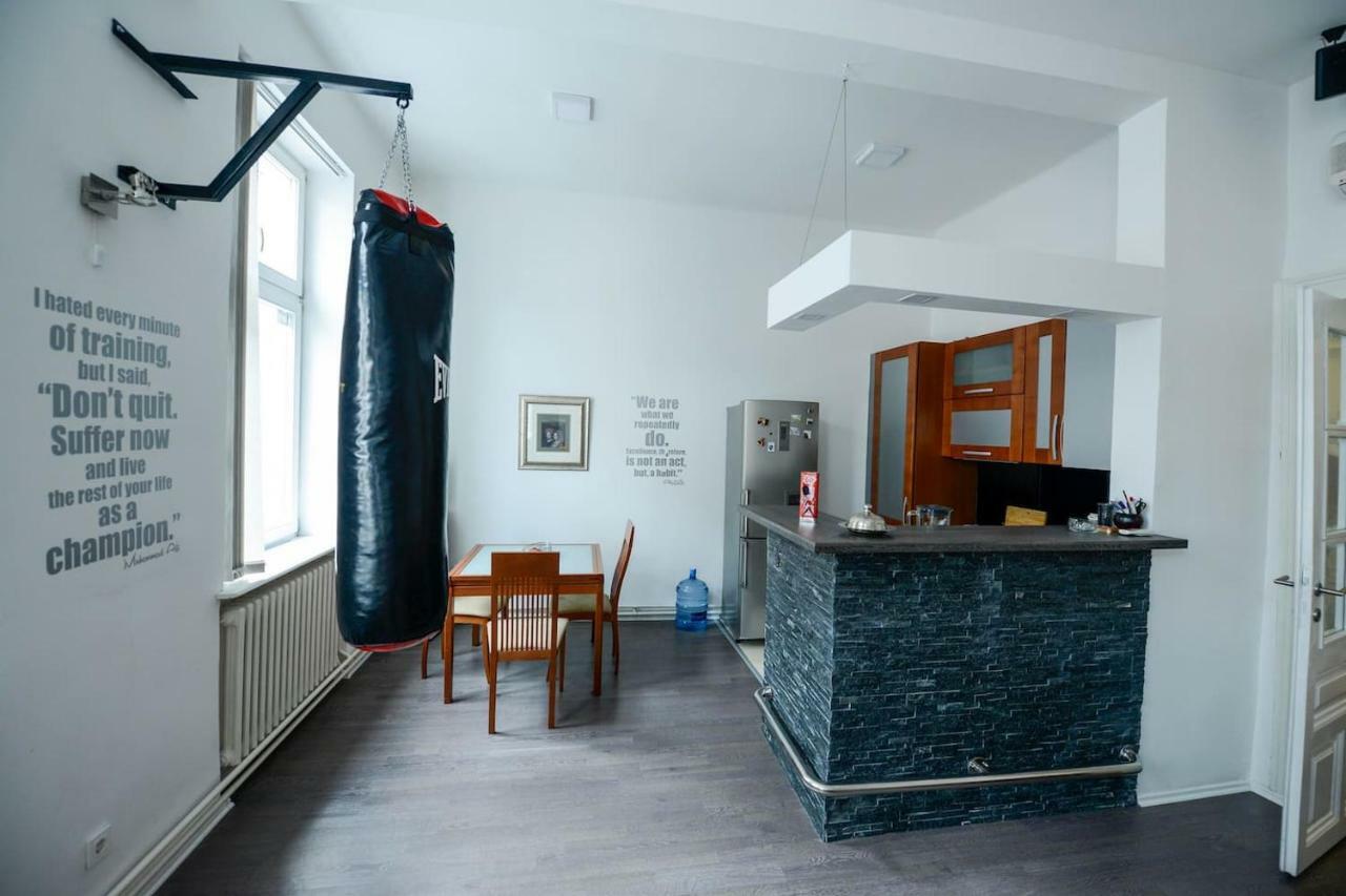 East-West Apartment Sarajevo Luaran gambar
