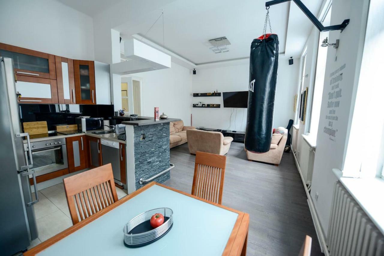East-West Apartment Sarajevo Luaran gambar